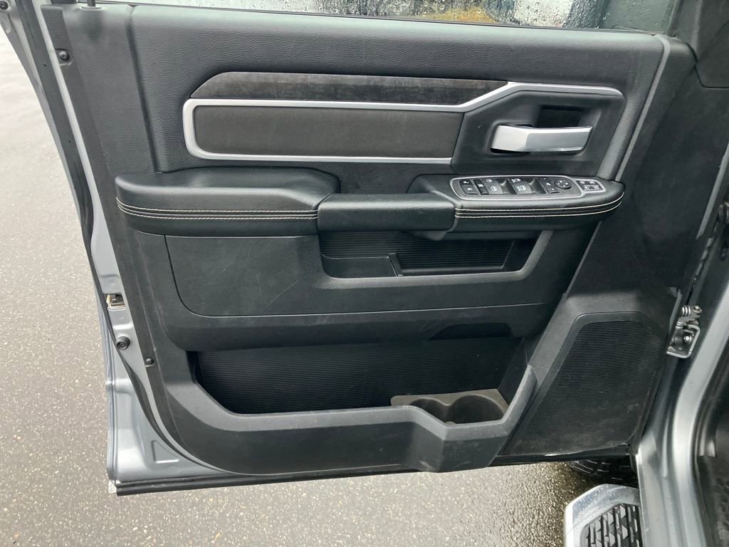 Used 2024 RAM 2500 Big Horn image 17