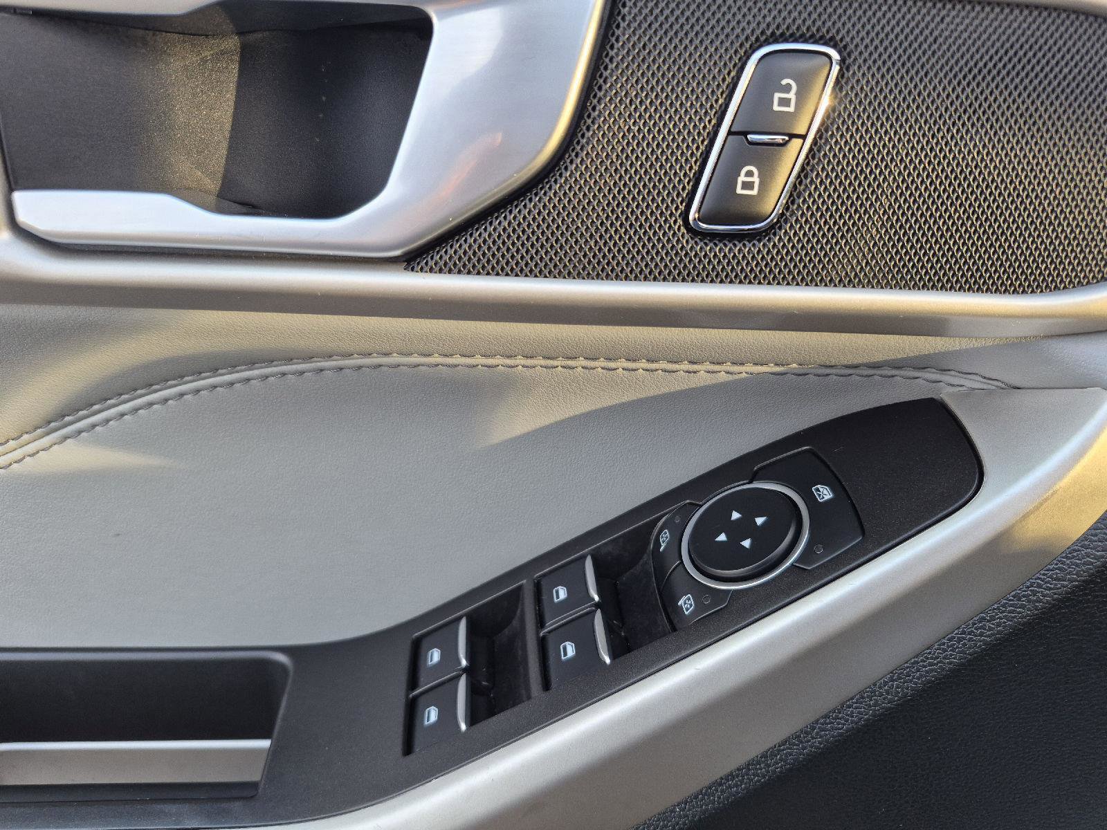 Certified 2023 Ford Explorer XLT w/ Equipment Group 202A image 14