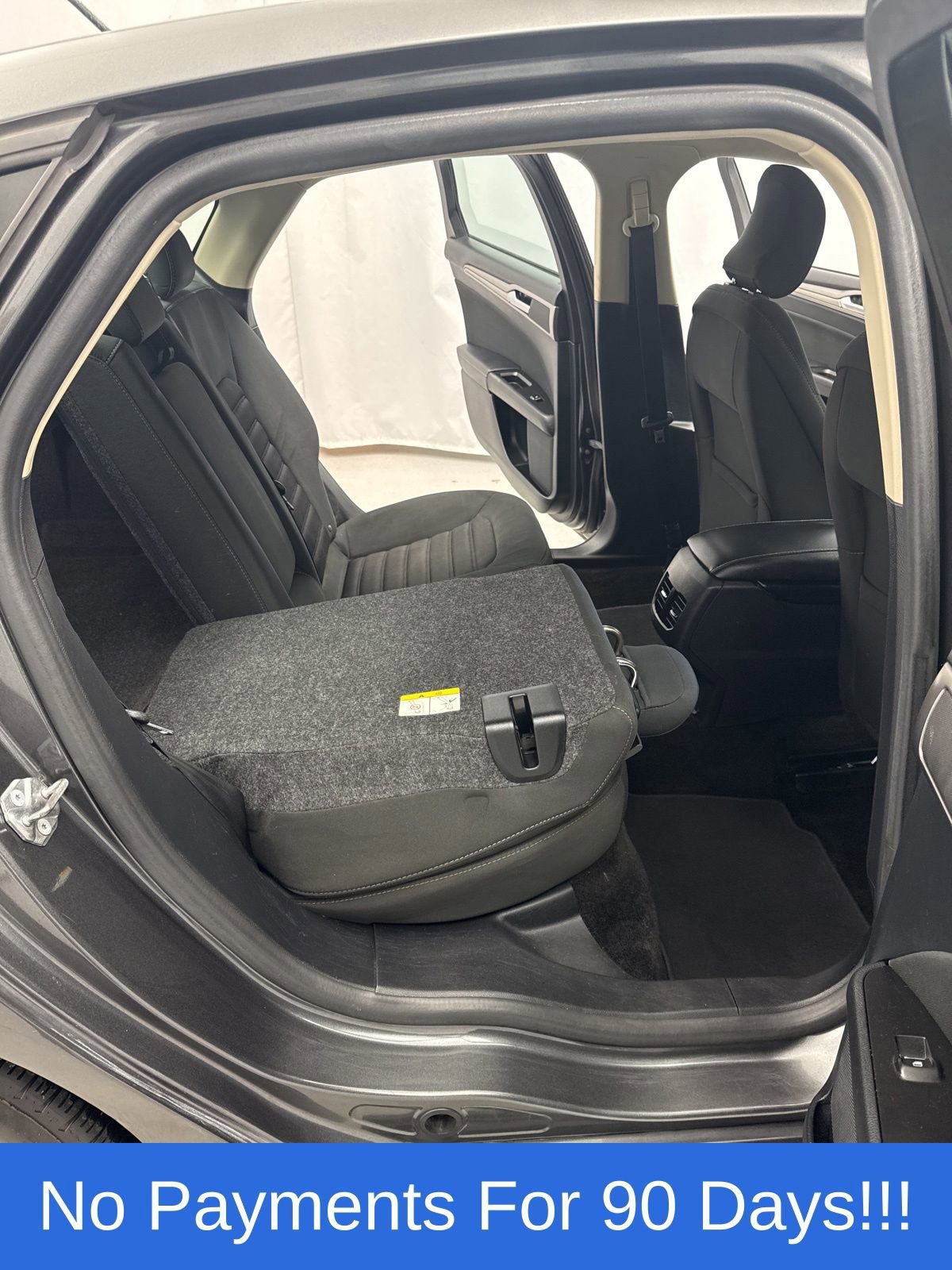 Certified 2017 Ford Fusion SE w/ Fusion SE Technology Package image 35