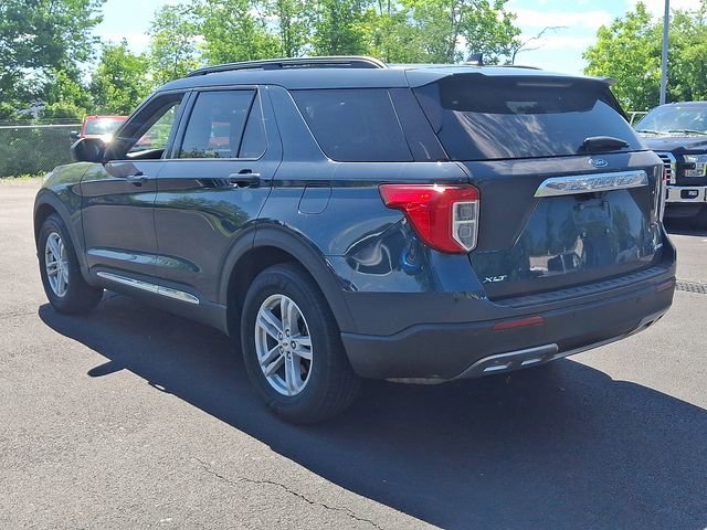 Certified 2022 Ford Explorer XLT w/ Equipment Group 202A AWD/4WD image 9