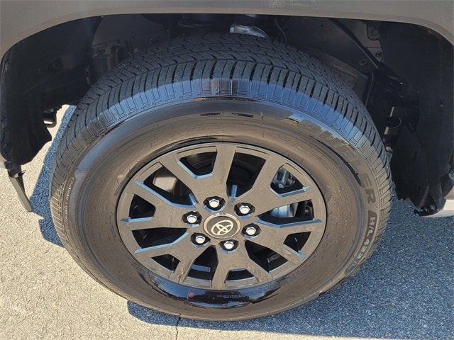 Used 2025 Toyota 4Runner SR5 image 17