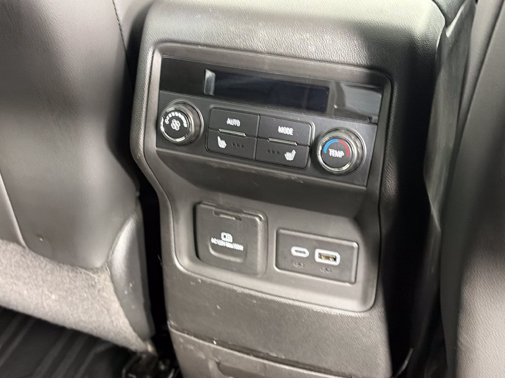 Used 2023 GMC Acadia AT4 w/ Technology Package AWD/4WD image 29