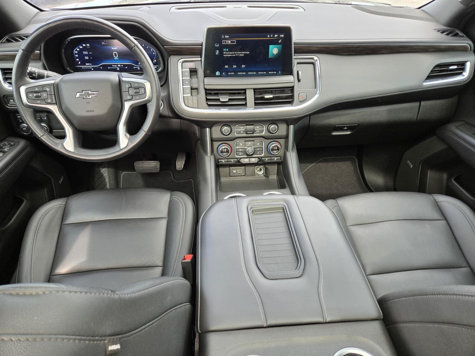 Used 2022 Chevrolet Tahoe Z71 w/ Luxury Package AWD/4WD image 22