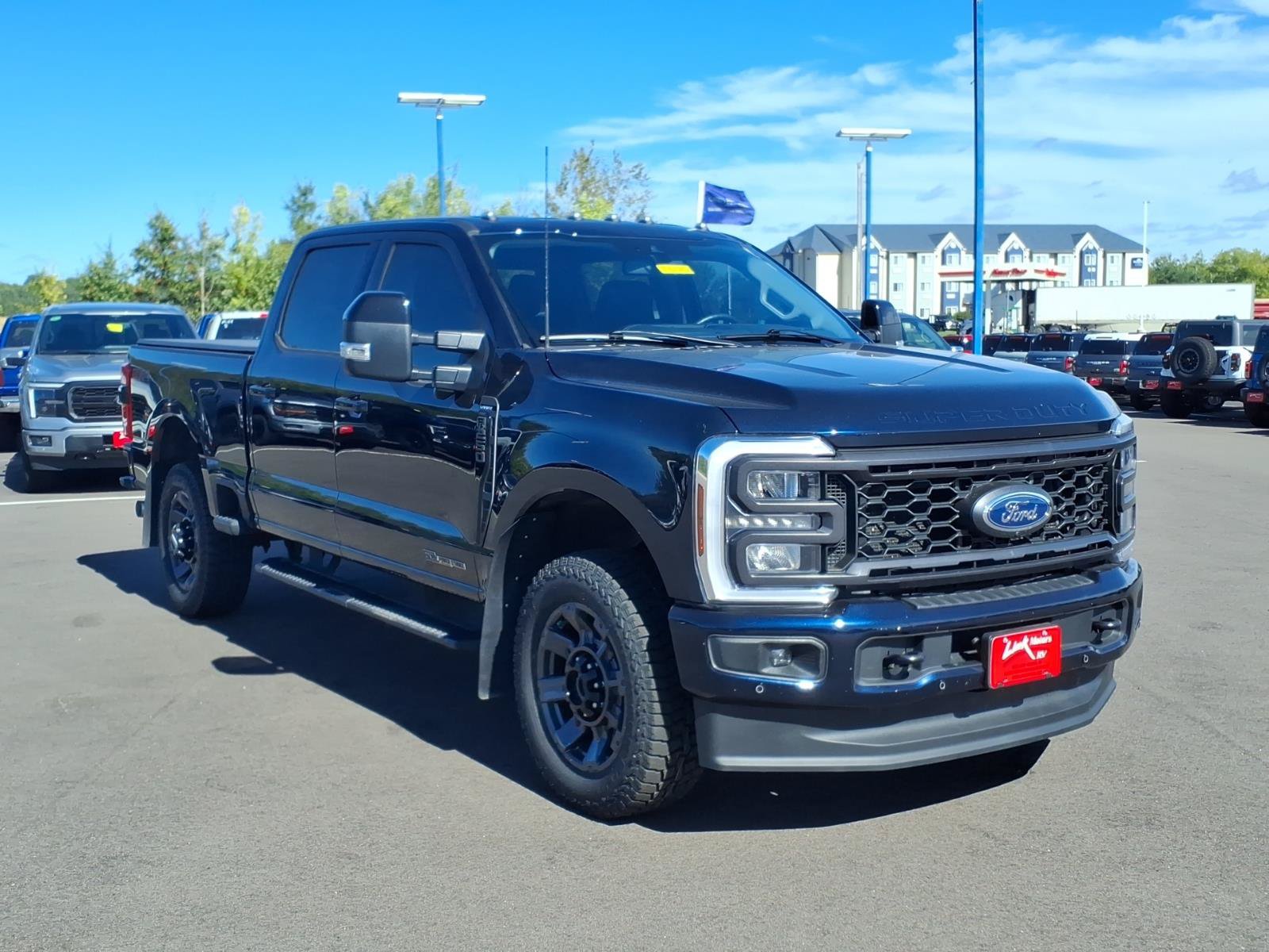 Certified 2024 Ford F250 Lariat w/ Lariat Ultimate Package AWD/4WD image 8