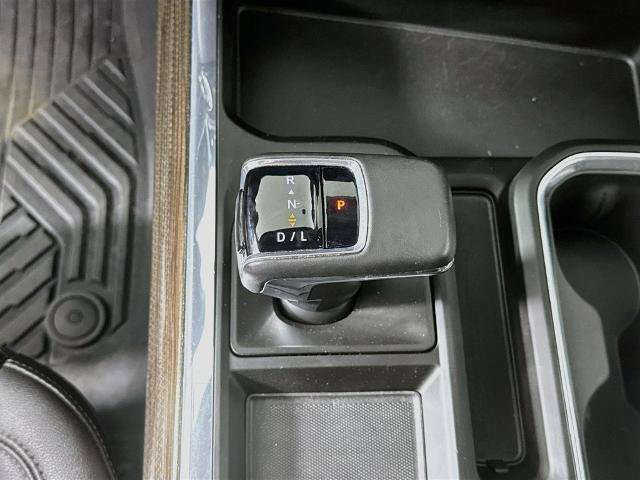 Used 2024 Chevrolet Silverado 1500 RST w/ Convenience Package II AWD/4WD image 19