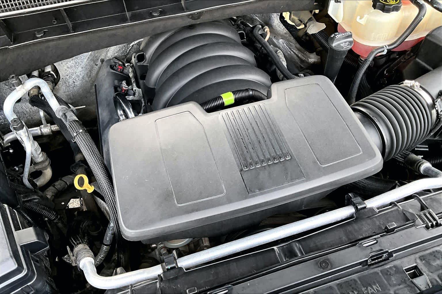 Used 2020 Chevrolet Silverado 1500 LTZ w/ LTZ Plus Package AWD/4WD image 33