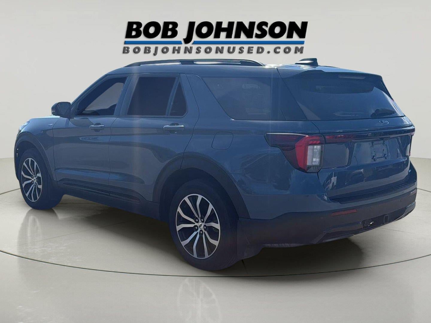 Certified 2025 Ford Explorer ST-Line AWD/4WD image 5