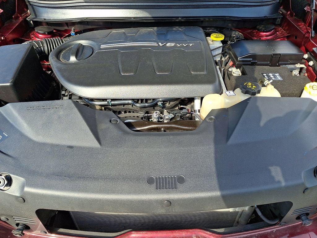 Used 2019 Jeep Cherokee Limited AWD/4WD image 26