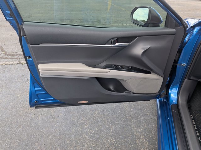 Used 2019 Toyota Camry SE w/ Audio Package FWD image 12