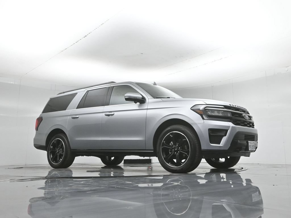 Certified 2022 Ford Expedition Max Limited AWD/4WD image 4