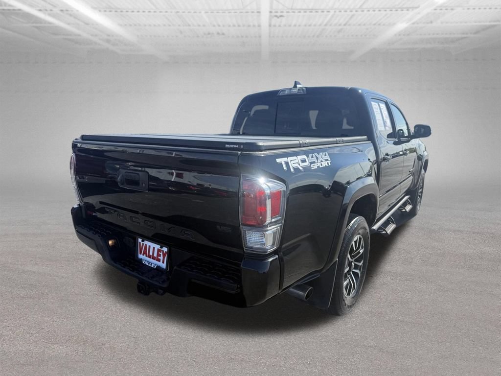 Used 2021 Toyota Tacoma TRD Sport AWD/4WD image 4