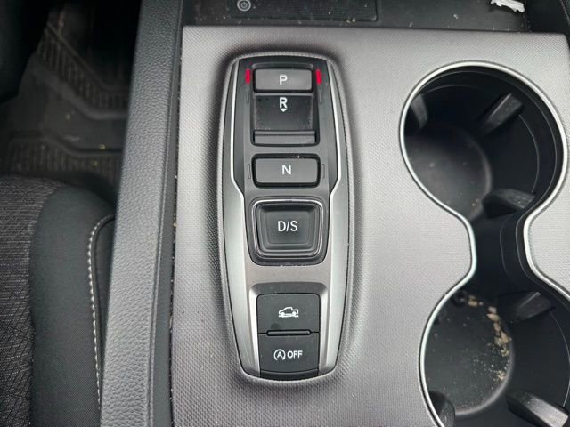 Used 2025 Honda Ridgeline Sport image 16