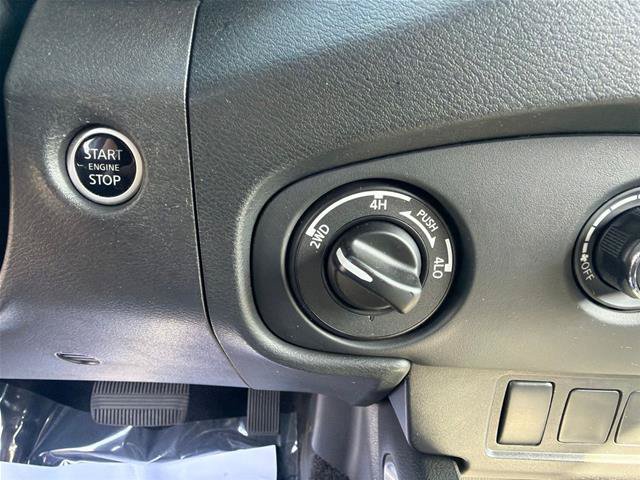 Used 2023 Nissan Frontier SV AWD/4WD image 22