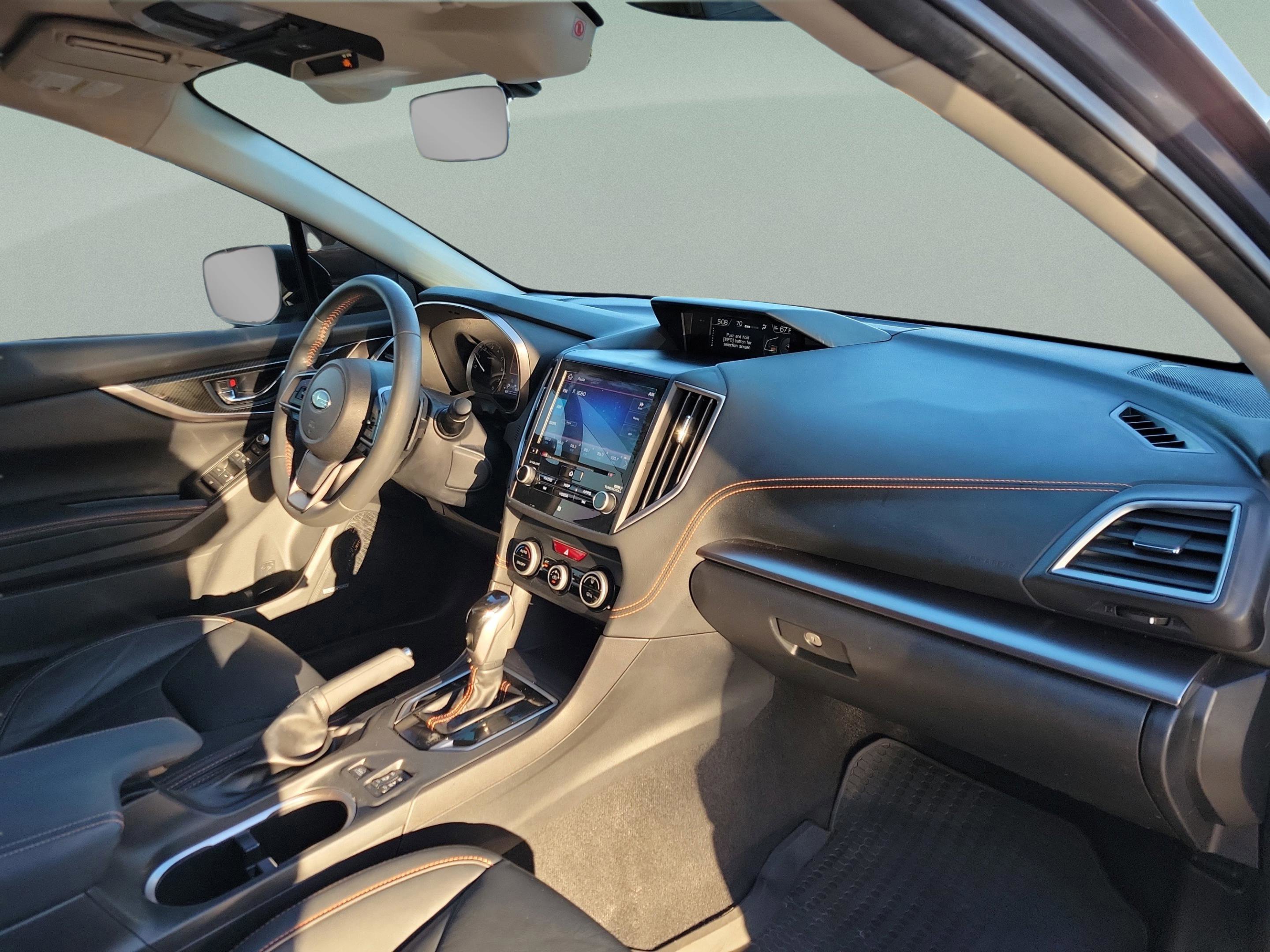 Used 2020 Subaru Crosstrek 2.0i Limited w/ Moonroof Package w/Navigation image 30