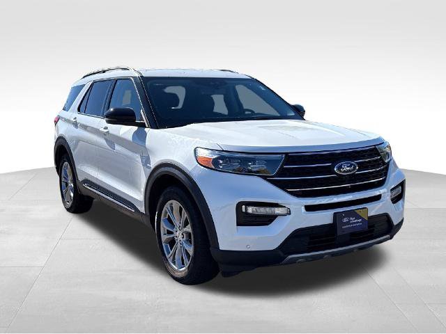 Certified 2024 Ford Explorer XLT w/ Equipment Group 202A AWD/4WD image 5