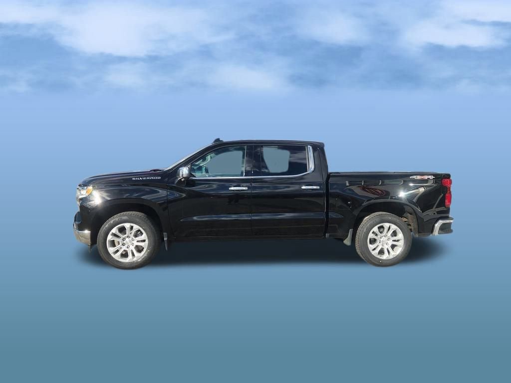 Used 2023 Chevrolet Silverado 1500 LTZ AWD/4WD image 2