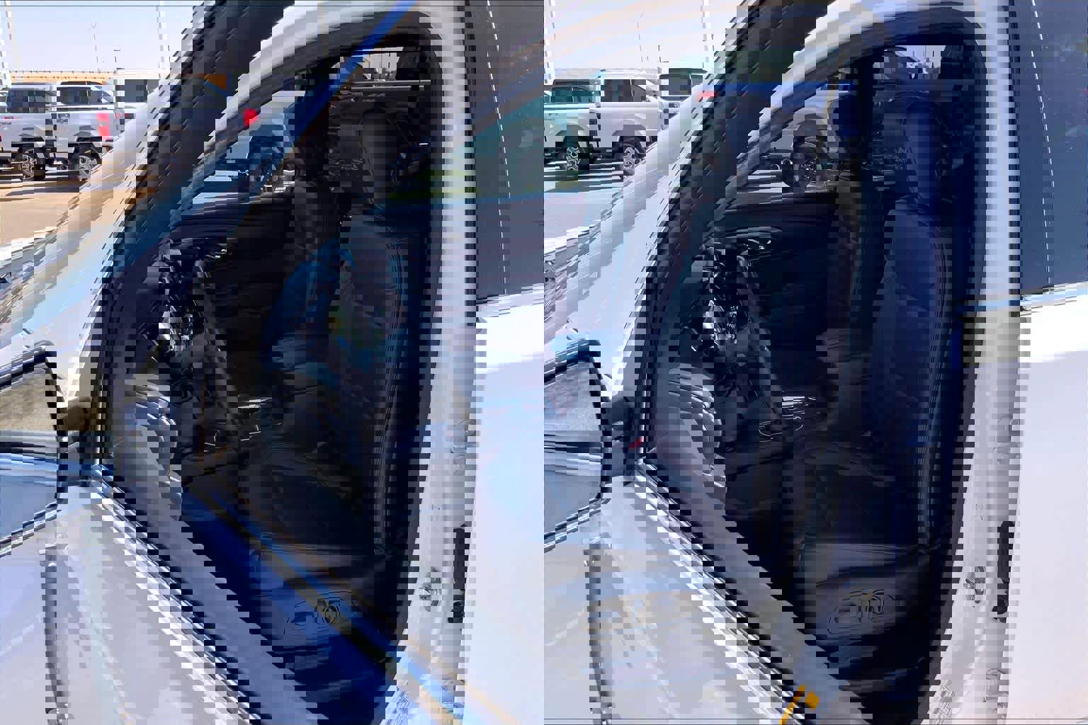 Used 2023 Chevrolet Traverse High Country image 9