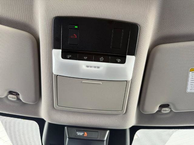 Used 2025 Nissan Rogue SV w/ Rock Creek Premium Package AWD/4WD image 19