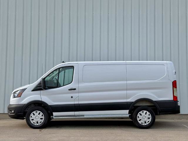 Certified 2025 Ford Transit 250 Low Roof w/ Exterior Upgrade Package RWD image 3