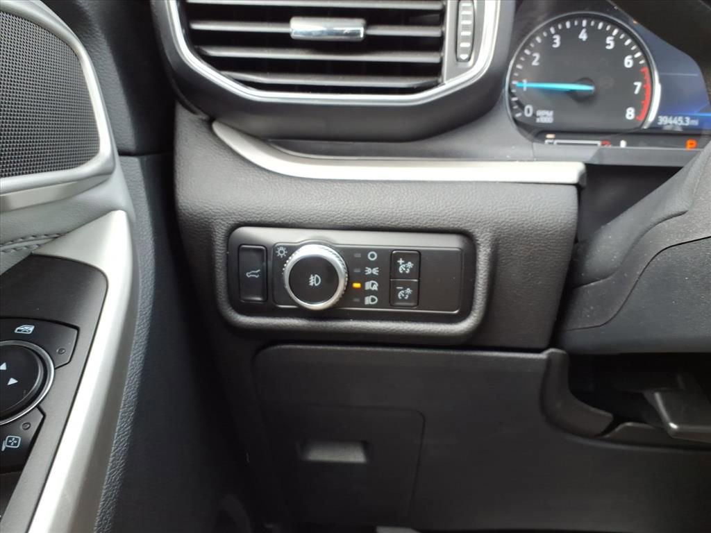 Certified 2023 Ford Explorer XLT w/ Equipment Group 202A image 18