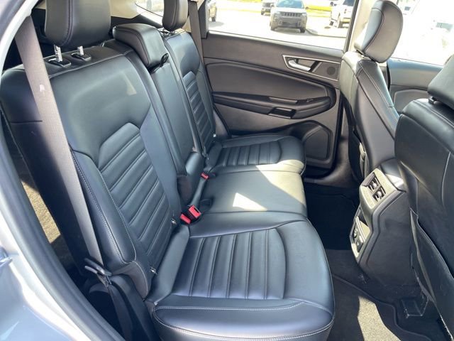 Certified 2022 Ford Edge SEL w/ Convenience Package AWD/4WD image 11