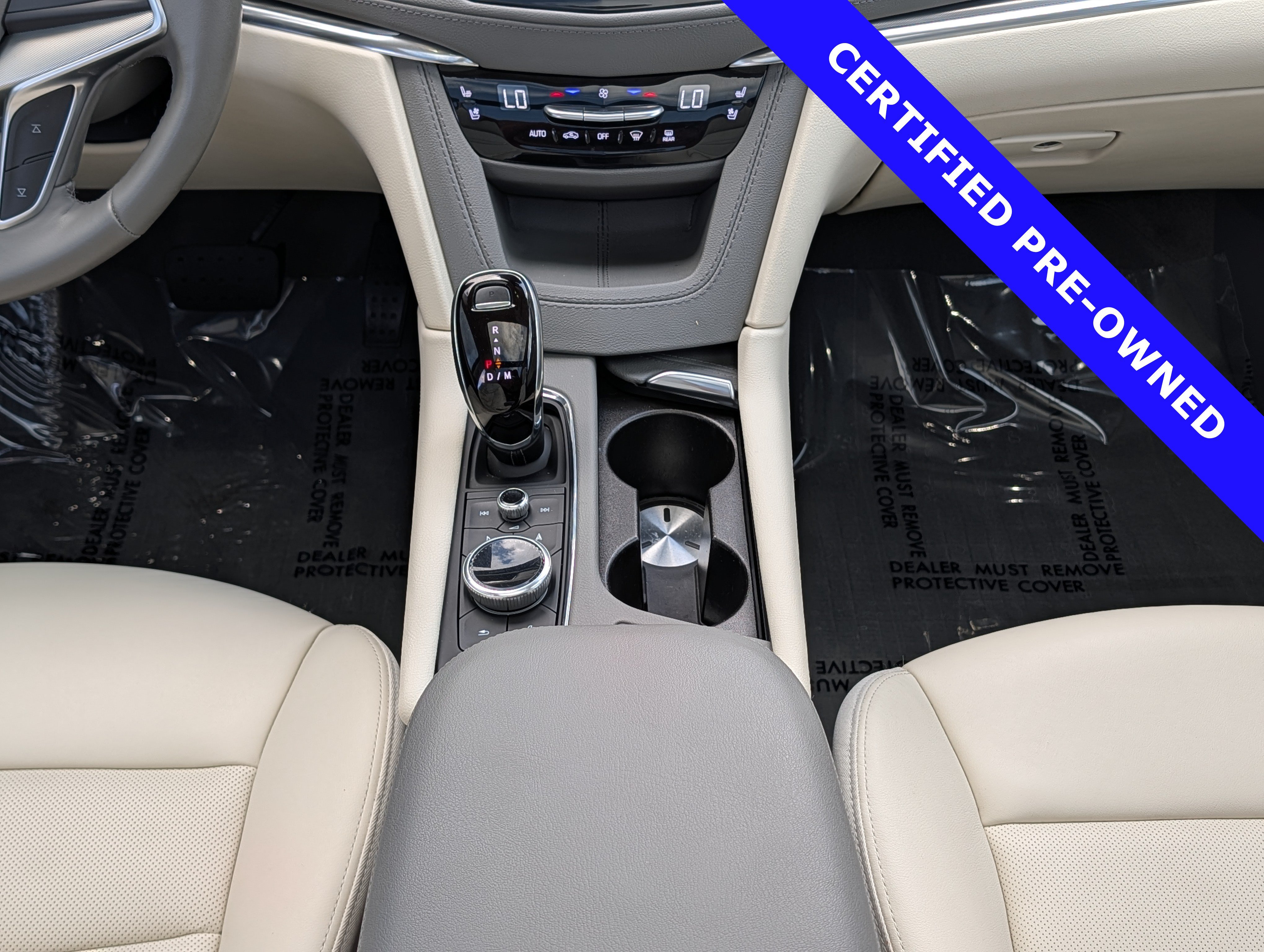 Used 2024 Cadillac XT5 Premium Luxury w/ LPO, Floor Liner Package FWD image 20