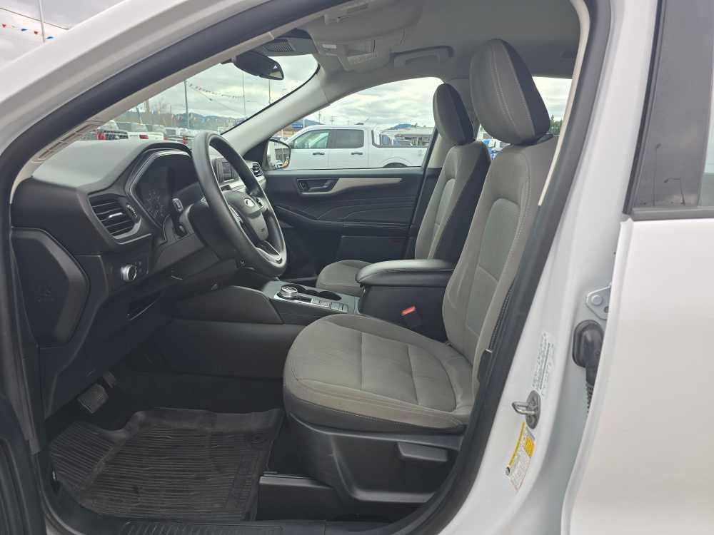 Certified 2022 Ford Escape S image 9