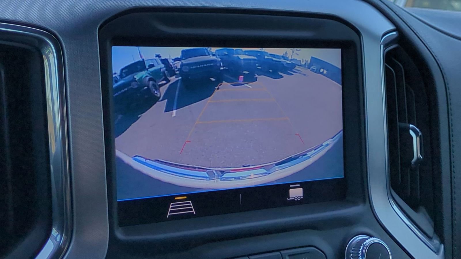 Used 2022 GMC Sierra 1500 Elevation image 34