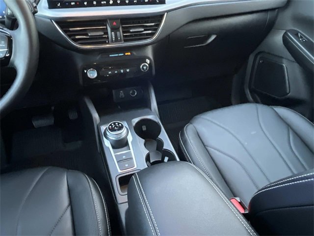Certified 2025 Ford Escape Platinum w/ Premium Technology Package image 15