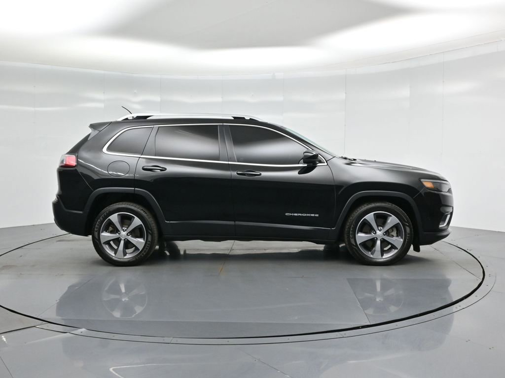 Used 2019 Jeep Cherokee Limited w/ Technology Group image 7