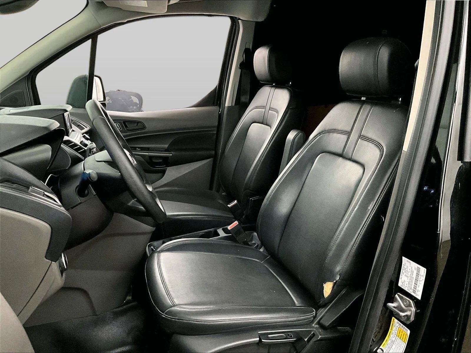 Certified 2019 Ford Transit Connect XL FWD image 24