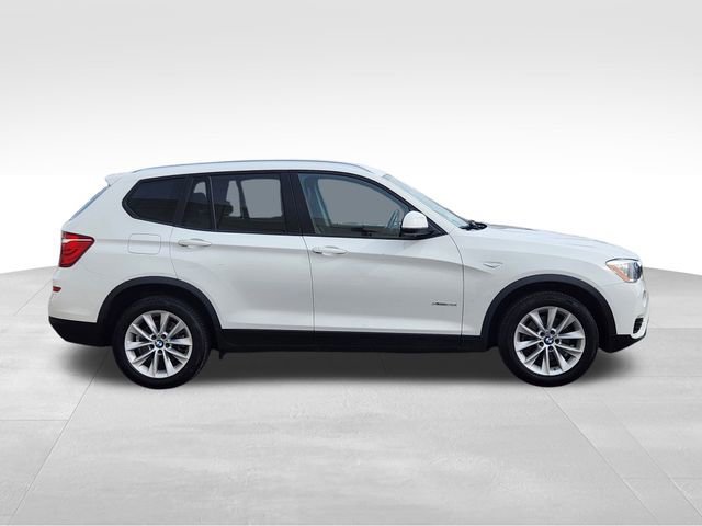Used 2017 BMW X3 xDrive28i image 6