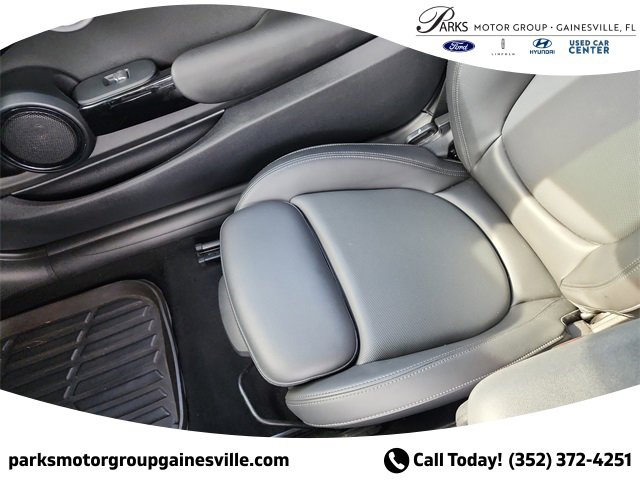 Used 2021 MINI Cooper S image 13