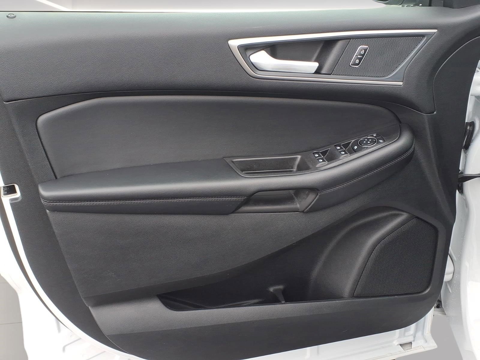 Certified 2024 Ford Edge SEL AWD/4WD image 8
