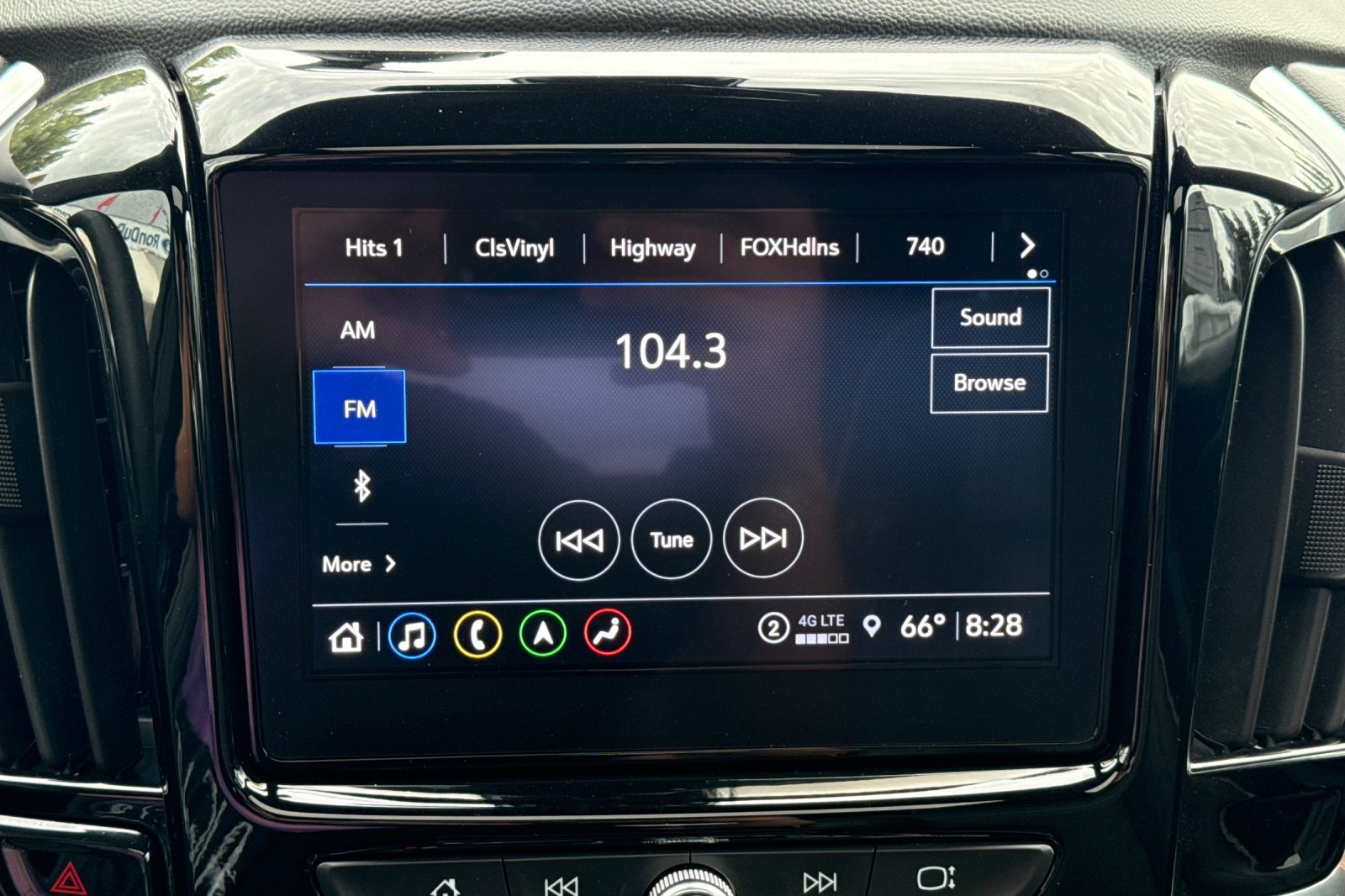 Used 2023 Chevrolet Traverse Premier w/ Redline Edition AWD/4WD image 21