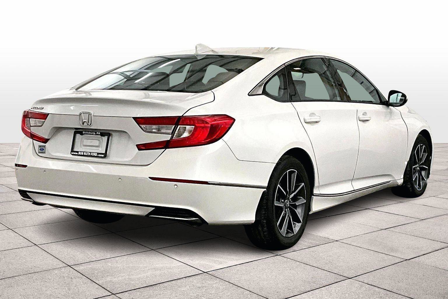 Used 2022 Honda Accord EX-L image 3