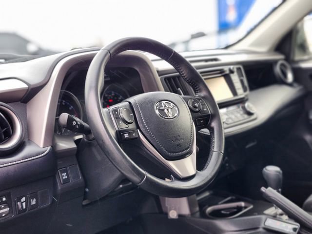 Used 2017 Toyota RAV4 XLE w/ Carpet Mat Package image 19