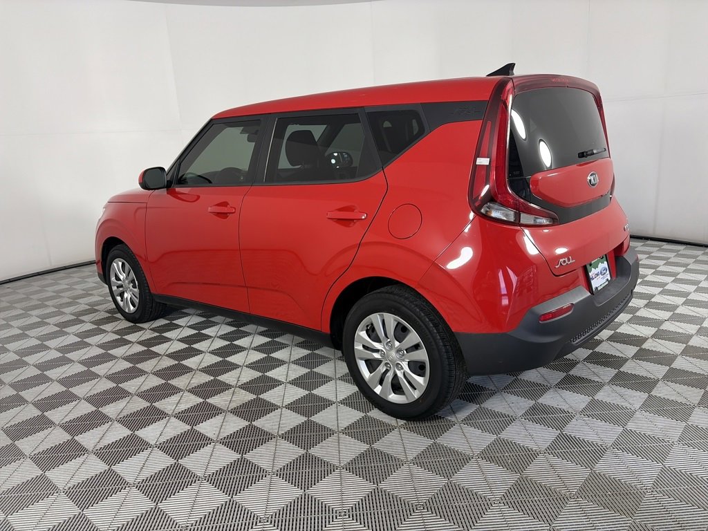 Used 2021 Kia Soul LX image 5