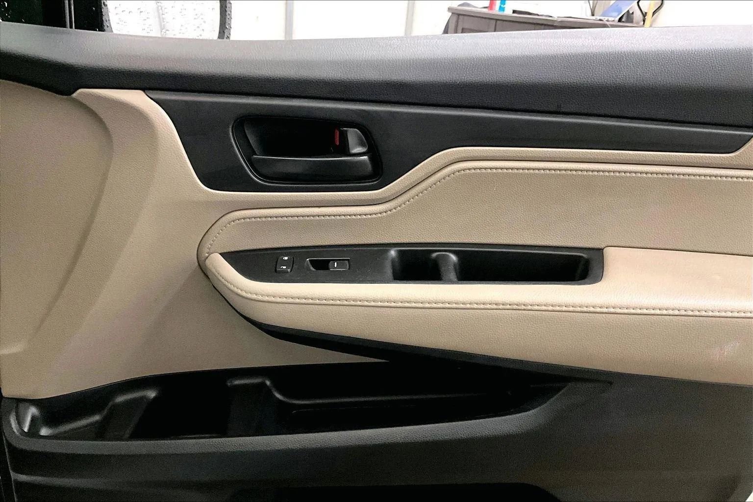 Used 2021 Honda Odyssey EX-L image 23