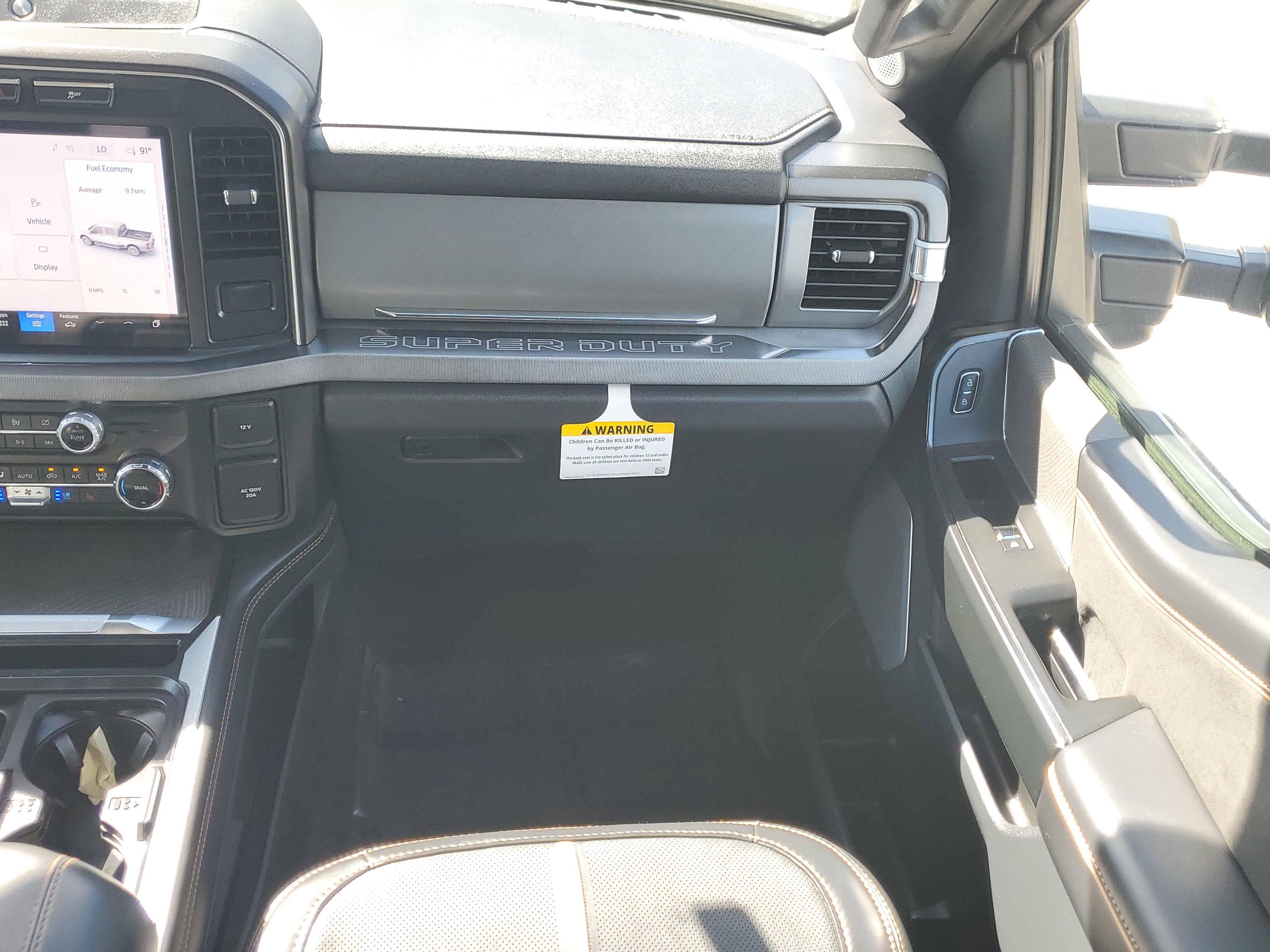 Certified 2024 Ford F250 Platinum image 16