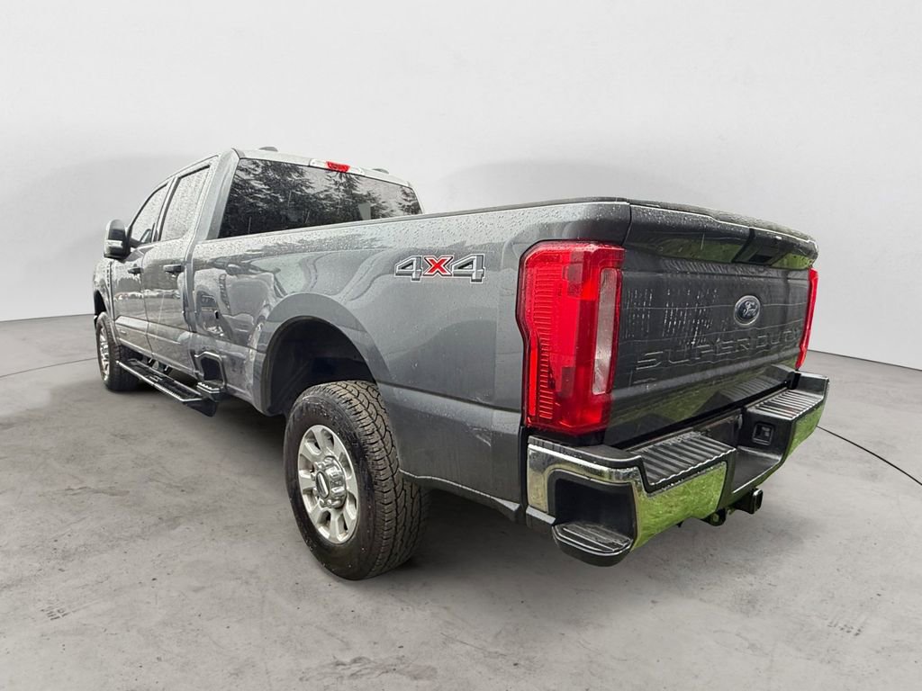 Certified 2024 Ford F250 XLT AWD/4WD image 2