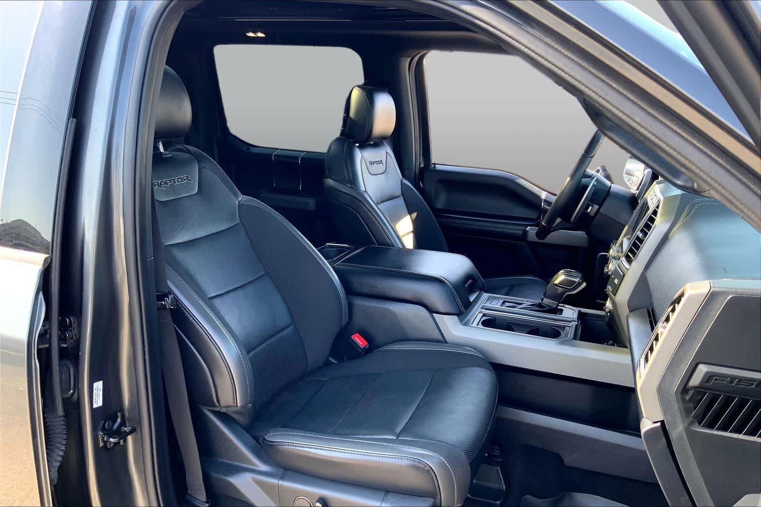 Certified 2019 Ford F150 Raptor w/ Equipment Group 802A Luxury AWD/4WD image 9