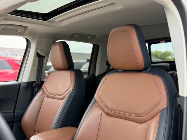 Certified 2024 Ford Maverick Lariat FWD image 13