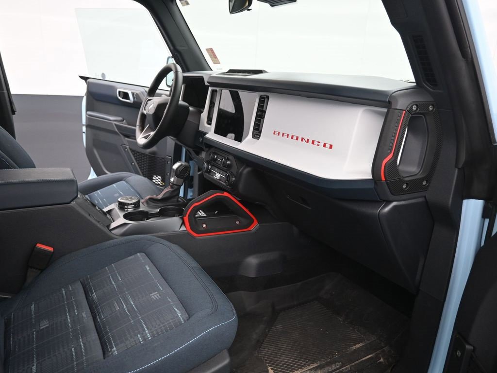 Certified 2025 Ford Bronco Heritage Edition image 29