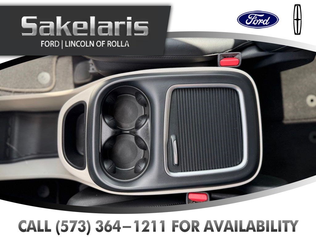 Used 2022 Chrysler Pacifica Touring-L FWD image 31