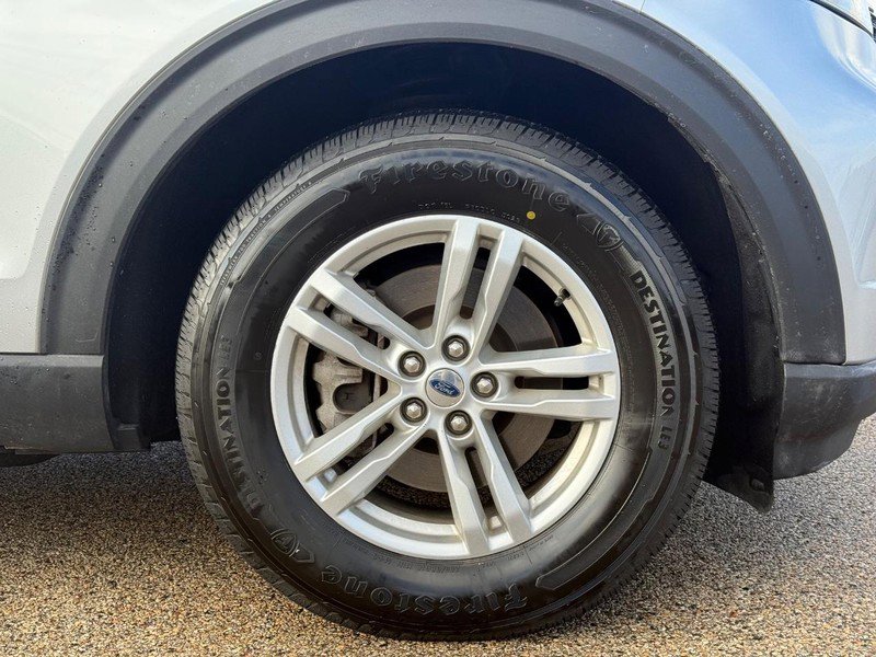 Certified 2020 Ford Explorer XLT w/ Equipment Group 202A image 12