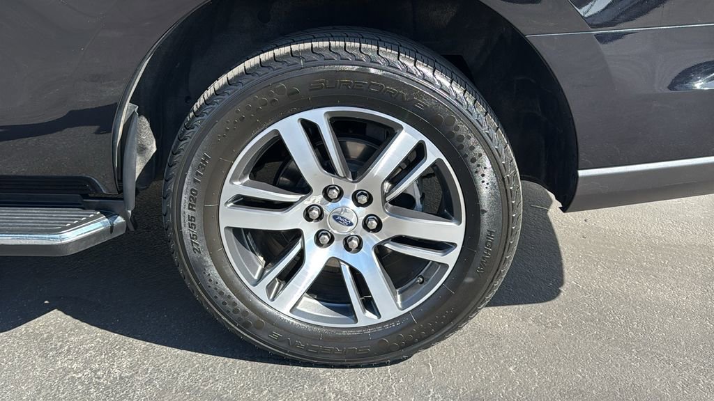 Certified 2023 Ford Expedition Limited image 8