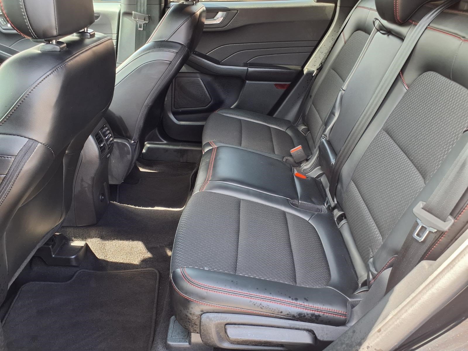 Certified 2025 Ford Escape ST-Line FWD image 12