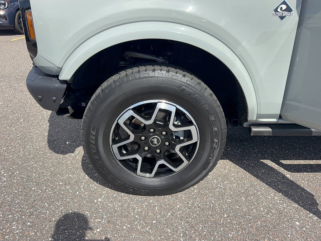 Certified 2024 Ford Bronco Outer Banks AWD/4WD image 37
