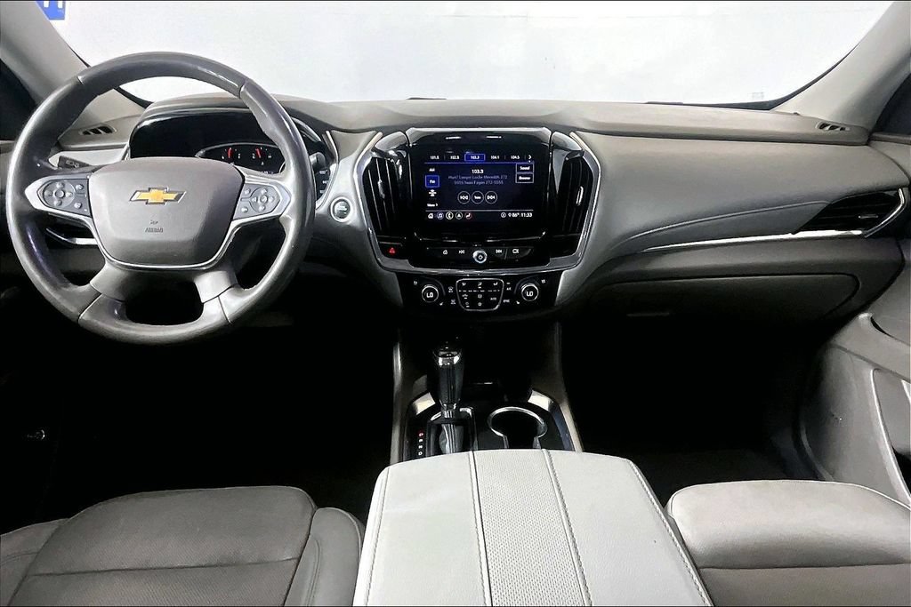 Used 2020 Chevrolet Traverse Premier FWD image 11